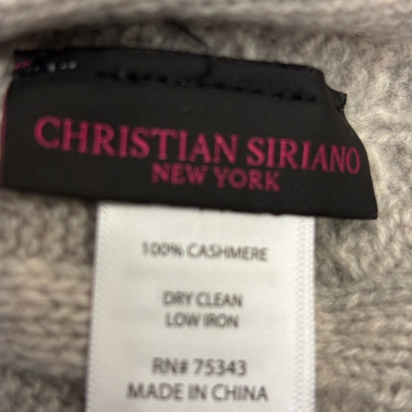 Christian Siriano Gray Cashmere Knit
NEW WITHOUT TAG - Picture 3 of 3